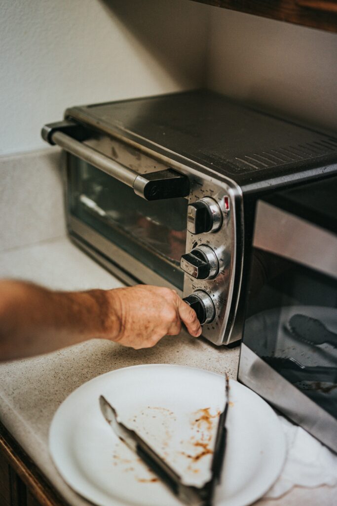 How to Clean Inside of Microwave guide to stain removal, grease cleanup, odor elimination, food residue cleaning, and microwave maintenance.