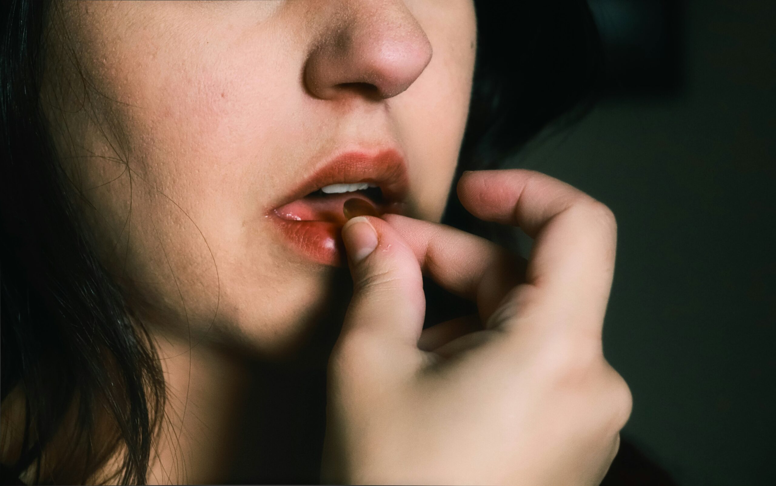 Why Is My Mouth Producing So Much Saliva Suddenly? Causes, Symptoms, and When to Seek Medical Advice