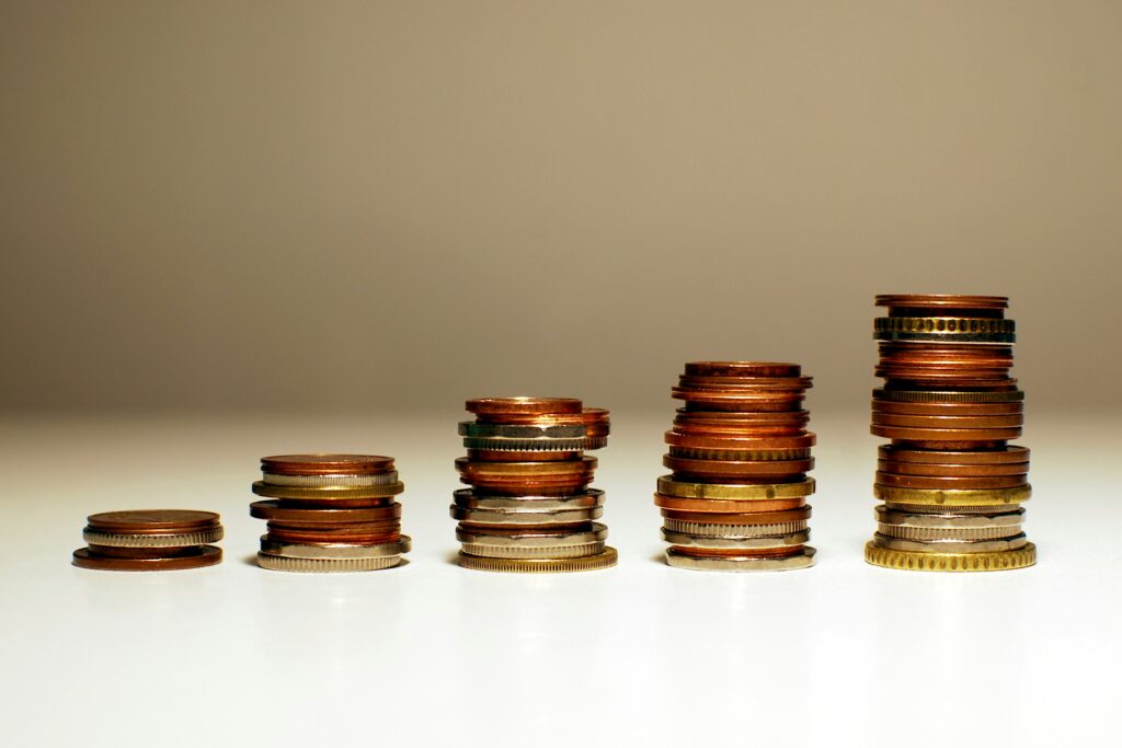 Investment Hacks Discommercified showing charts, financial planning tools, and independent investing concepts for better money management.