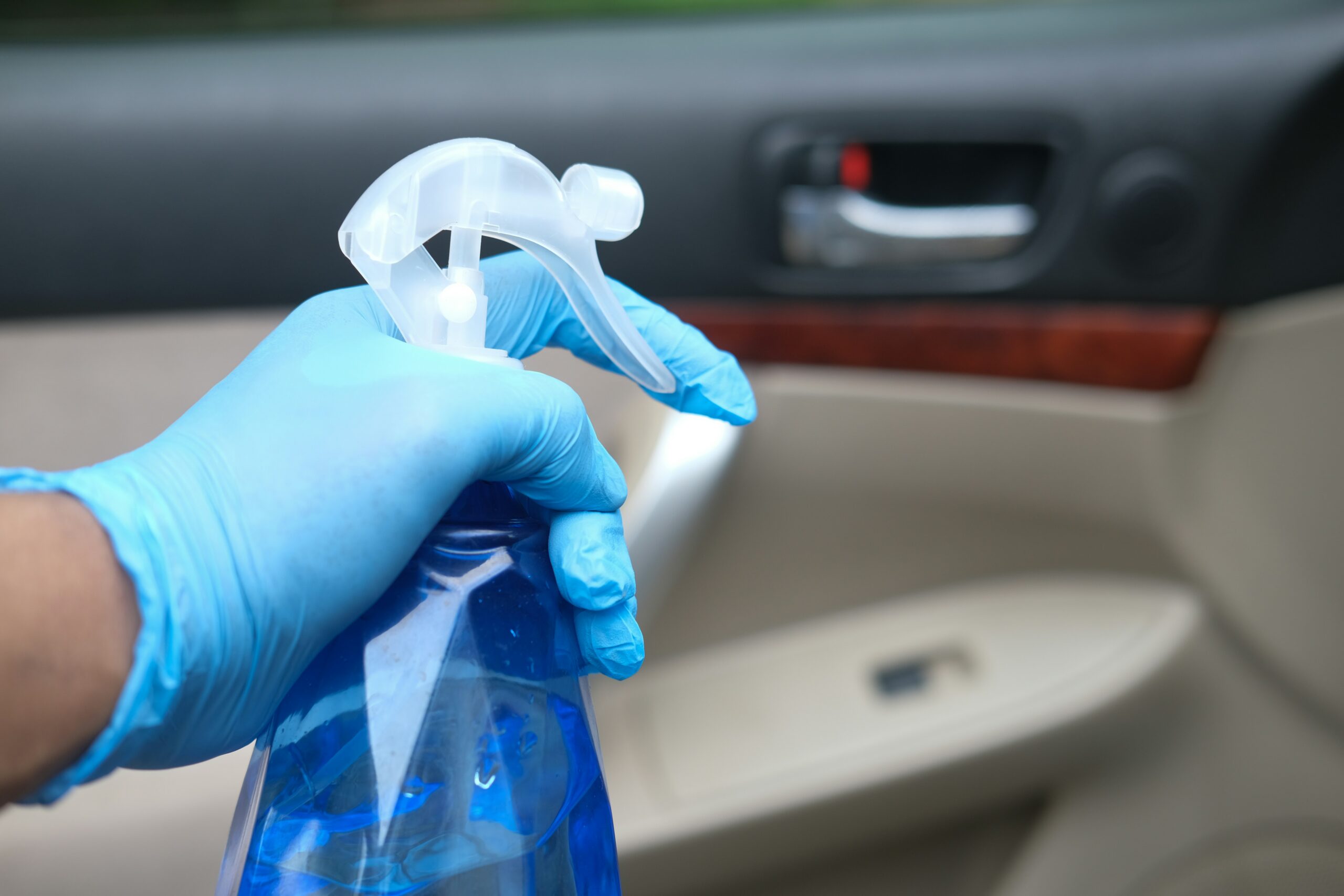 How to Get Weed Smell Out of Car: 9 Effective Odor Removal Methods
